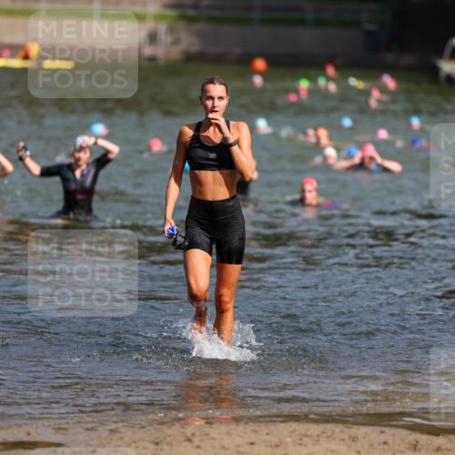 08.09.2024 - Stadtparktriathlon Michael Strokosch http://msf.ph/oto/7035691 08.09.2024 12:14:05 Schwimmen 862, 912, 932, 941 meine-sportfotos.de