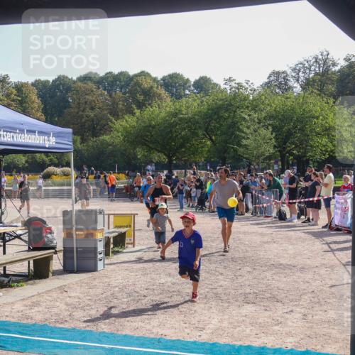 08.09.2024 - Stadtparktriathlon Luisa Fischer http://msf.ph/oto/7035697 08.09.2024 11:20:03 Ziel 223, 288 meine-sportfotos.de
