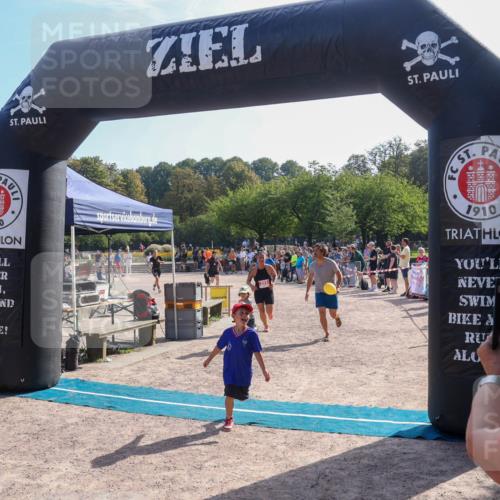 08.09.2024 - Stadtparktriathlon Luisa Fischer http://msf.ph/oto/7035702 08.09.2024 11:20:04 Ziel 223, 288 meine-sportfotos.de
