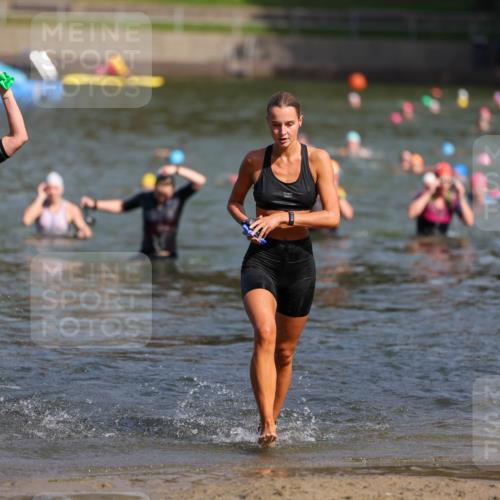 08.09.2024 - Stadtparktriathlon Michael Strokosch http://msf.ph/oto/7035703 08.09.2024 12:14:06 Schwimmen 862, 912, 932 meine-sportfotos.de