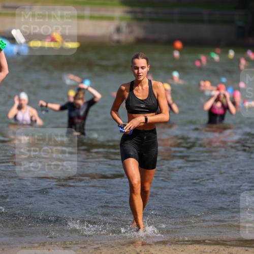 08.09.2024 - Stadtparktriathlon Michael Strokosch http://msf.ph/oto/7035705 08.09.2024 12:14:07 Schwimmen 853, 862, 912, 932 meine-sportfotos.de