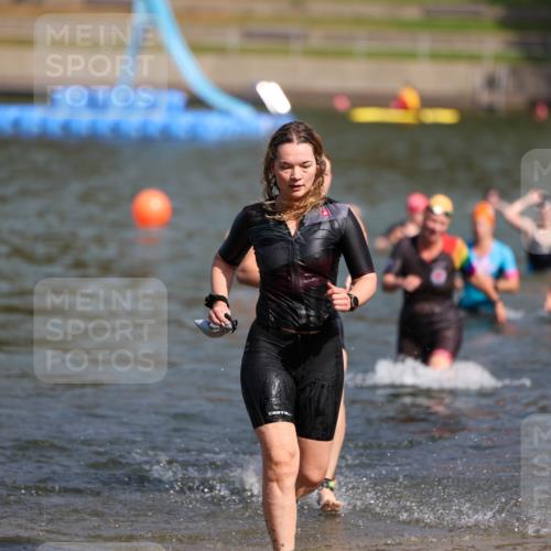 08.09.2024 - Stadtparktriathlon Michael Strokosch http://msf.ph/oto/7035730 08.09.2024 12:14:18 Schwimmen 853, 857, 884, 912, 925, 926 meine-sportfotos.de