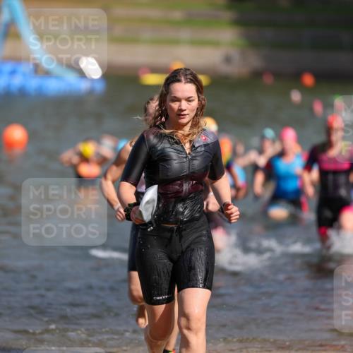 08.09.2024 - Stadtparktriathlon Michael Strokosch http://msf.ph/oto/7035740 08.09.2024 12:14:19 Schwimmen 853, 857, 884, 912, 925, 926 meine-sportfotos.de