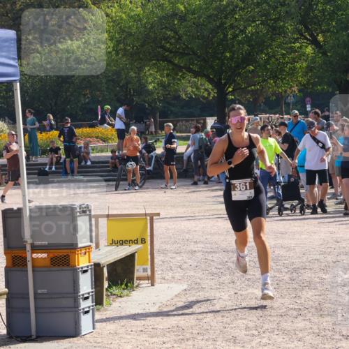 08.09.2024 - Stadtparktriathlon Luisa Fischer http://msf.ph/oto/7035762 08.09.2024 11:21:53 Ziel 361 meine-sportfotos.de
