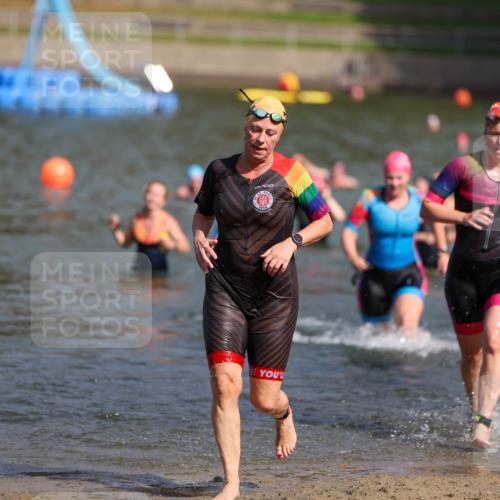 08.09.2024 - Stadtparktriathlon Michael Strokosch http://msf.ph/oto/7035763 08.09.2024 12:14:23 Schwimmen 853, 857, 875, 881, 884, 925, 926, 940 meine-sportfotos.de