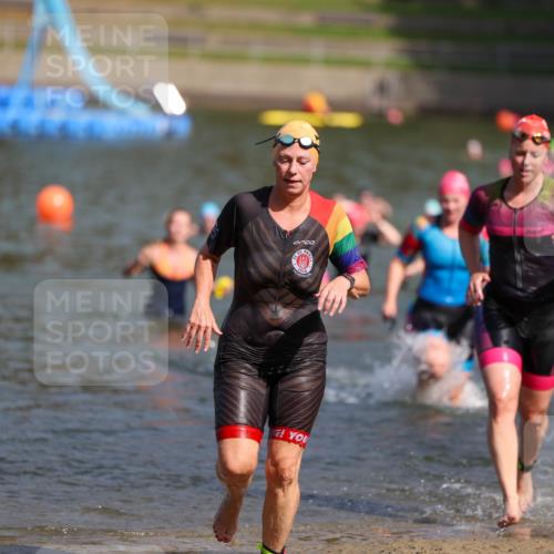 08.09.2024 - Stadtparktriathlon Michael Strokosch http://msf.ph/oto/7035767 08.09.2024 12:14:23 Schwimmen 853, 857, 875, 881, 884, 925, 926, 940 meine-sportfotos.de