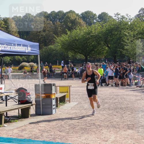 08.09.2024 - Stadtparktriathlon Luisa Fischer http://msf.ph/oto/7035769 08.09.2024 11:21:53 Ziel 361 meine-sportfotos.de