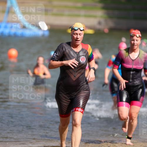 08.09.2024 - Stadtparktriathlon Michael Strokosch http://msf.ph/oto/7035772 08.09.2024 12:14:24 Schwimmen 857, 875, 881, 884, 925, 926, 940 meine-sportfotos.de