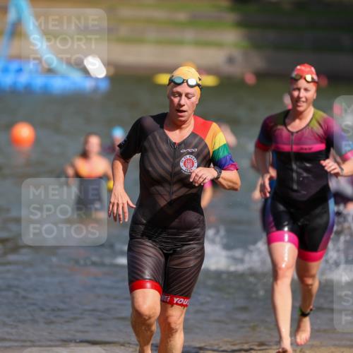 08.09.2024 - Stadtparktriathlon Michael Strokosch http://msf.ph/oto/7035774 08.09.2024 12:14:24 Schwimmen 857, 875, 881, 884, 925, 926, 940 meine-sportfotos.de