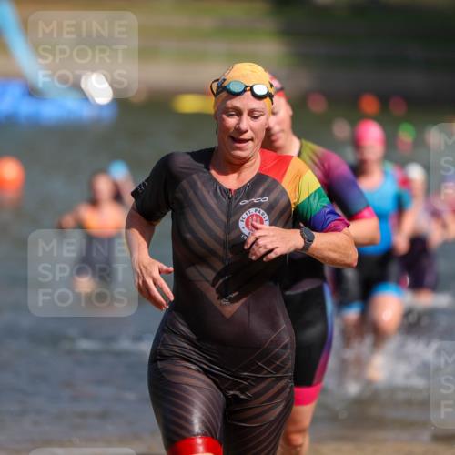 08.09.2024 - Stadtparktriathlon Michael Strokosch http://msf.ph/oto/7035778 08.09.2024 12:14:25 Schwimmen 857, 875, 881, 884, 924, 925, 926, 940 meine-sportfotos.de