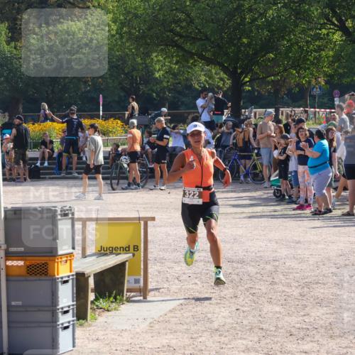 08.09.2024 - Stadtparktriathlon Luisa Fischer http://msf.ph/oto/7035840 08.09.2024 11:22:32 Ziel 322 meine-sportfotos.de