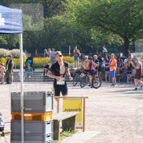 08.09.2024 - Stadtparktriathlon Luisa Fischer http://msf.ph/oto/7035875 08.09.2024 11:23:31 Ziel 283, 387 meine-sportfotos.de