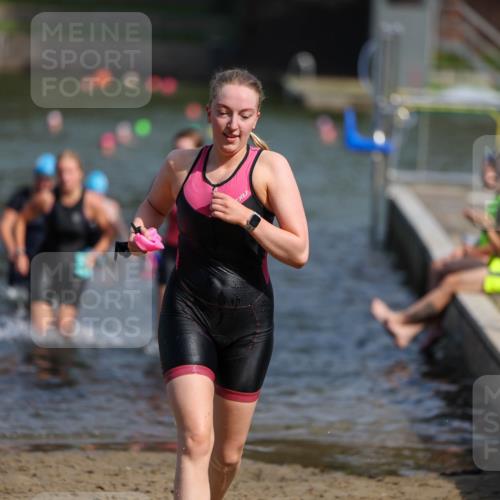 08.09.2024 - Stadtparktriathlon Michael Strokosch http://msf.ph/oto/7035876 08.09.2024 12:14:48 Schwimmen 848, 854, 885, 897, 905, 919 meine-sportfotos.de