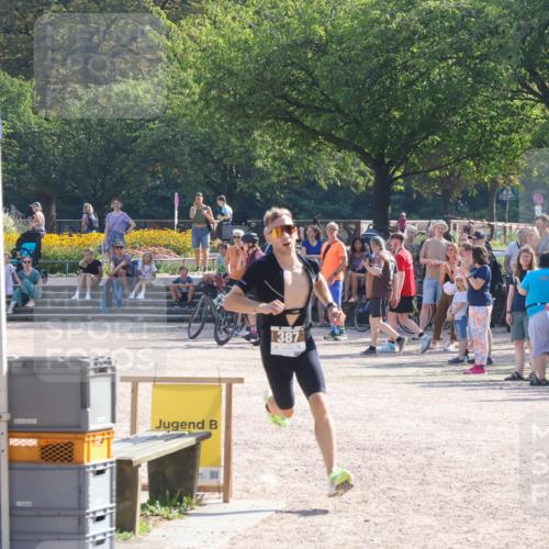 08.09.2024 - Stadtparktriathlon Luisa Fischer http://msf.ph/oto/7035879 08.09.2024 11:23:32 Ziel 283, 387 meine-sportfotos.de