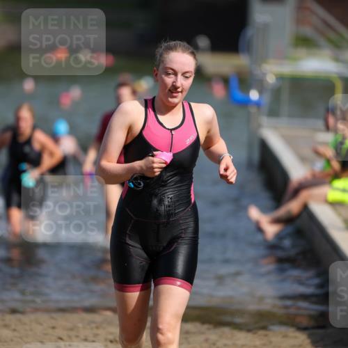 08.09.2024 - Stadtparktriathlon Michael Strokosch http://msf.ph/oto/7035880 08.09.2024 12:14:48 Schwimmen 848, 854, 885, 897, 905, 919 meine-sportfotos.de