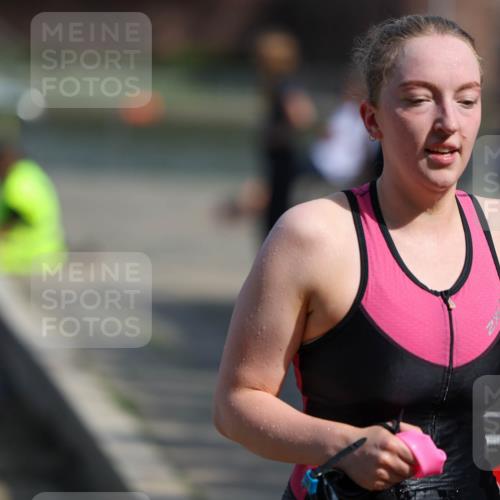 08.09.2024 - Stadtparktriathlon Michael Strokosch http://msf.ph/oto/7035883 08.09.2024 12:14:50 Schwimmen 848, 854, 885, 897, 905, 919 meine-sportfotos.de