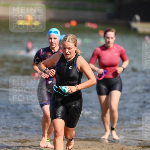 08.09.2024 - Stadtparktriathlon Michael Strokosch http://msf.ph/oto/7035885 08.09.2024 12:14:52 Schwimmen 854, 885, 897, 905, 919 meine-sportfotos.de