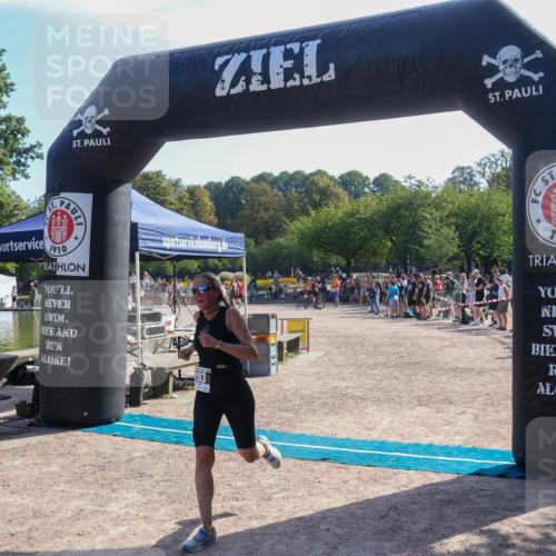 08.09.2024 - Stadtparktriathlon Luisa Fischer http://msf.ph/oto/7035908 08.09.2024 11:23:38 Ziel 283, 387 meine-sportfotos.de