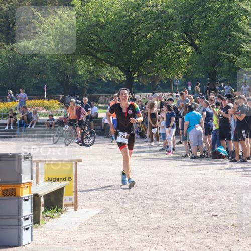 08.09.2024 - Stadtparktriathlon Luisa Fischer http://msf.ph/oto/7035914 08.09.2024 11:23:55 Ziel 271 meine-sportfotos.de