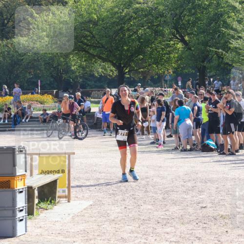 08.09.2024 - Stadtparktriathlon Luisa Fischer http://msf.ph/oto/7035915 08.09.2024 11:23:55 Ziel 271 meine-sportfotos.de