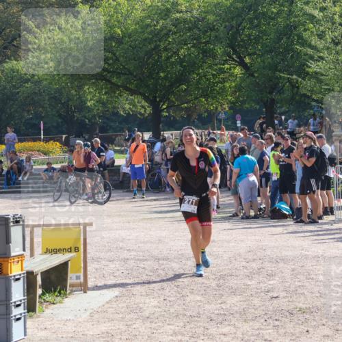 08.09.2024 - Stadtparktriathlon Luisa Fischer http://msf.ph/oto/7035919 08.09.2024 11:23:56 Ziel 271 meine-sportfotos.de