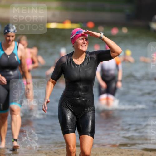 08.09.2024 - Stadtparktriathlon Michael Strokosch http://msf.ph/oto/7035942 08.09.2024 12:15:27 Schwimmen 869, 889, 891, 910 meine-sportfotos.de