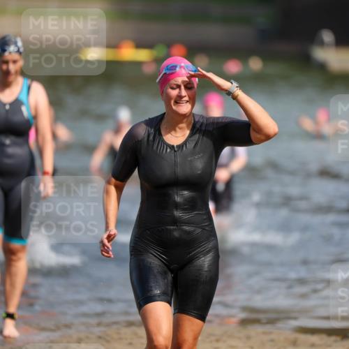 08.09.2024 - Stadtparktriathlon Michael Strokosch http://msf.ph/oto/7035946 08.09.2024 12:15:27 Schwimmen 869, 889, 891, 910 meine-sportfotos.de