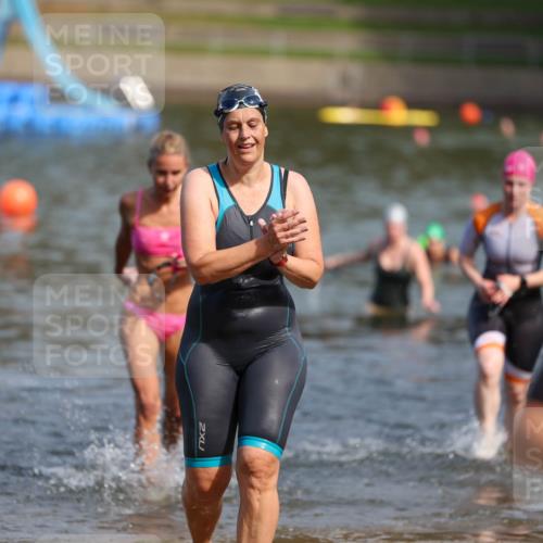 08.09.2024 - Stadtparktriathlon Michael Strokosch http://msf.ph/oto/7035957 08.09.2024 12:15:29 Schwimmen 869, 889, 891, 910 meine-sportfotos.de