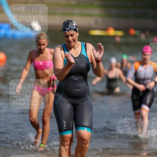 08.09.2024 - Stadtparktriathlon Michael Strokosch http://msf.ph/oto/7035965 08.09.2024 12:15:30 Schwimmen 869, 889, 891, 910 meine-sportfotos.de
