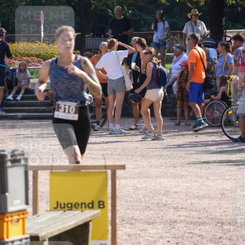 08.09.2024 - Stadtparktriathlon Luisa Fischer http://msf.ph/oto/7036002 08.09.2024 11:24:55 Ziel 310, 359 meine-sportfotos.de