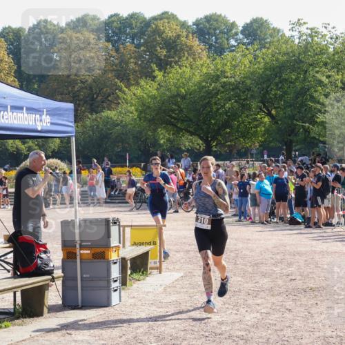08.09.2024 - Stadtparktriathlon Luisa Fischer http://msf.ph/oto/7036019 08.09.2024 11:24:57 Ziel 310, 359 meine-sportfotos.de