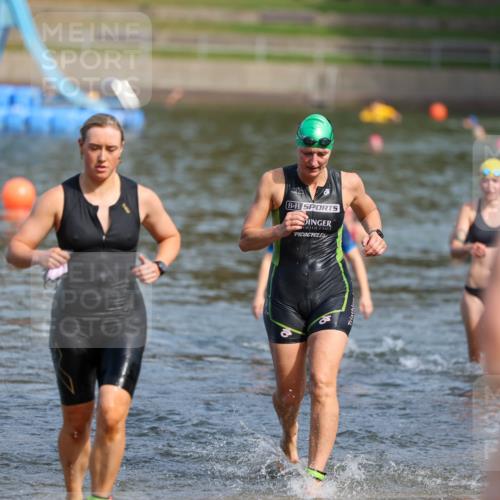 08.09.2024 - Stadtparktriathlon Michael Strokosch http://msf.ph/oto/7036022 08.09.2024 12:15:47 Schwimmen 911, 913, 914, 922, 933, 934 meine-sportfotos.de