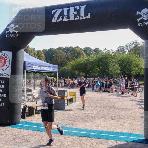 08.09.2024 - Stadtparktriathlon Luisa Fischer http://msf.ph/oto/7036031 08.09.2024 11:24:59 Ziel 310, 359 meine-sportfotos.de