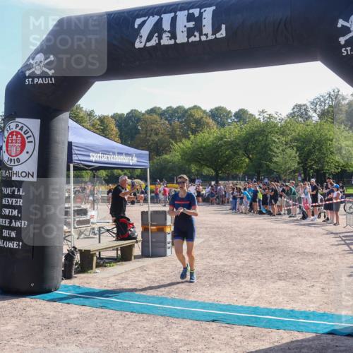 08.09.2024 - Stadtparktriathlon Luisa Fischer http://msf.ph/oto/7036036 08.09.2024 11:25:00 Ziel 310, 359 meine-sportfotos.de