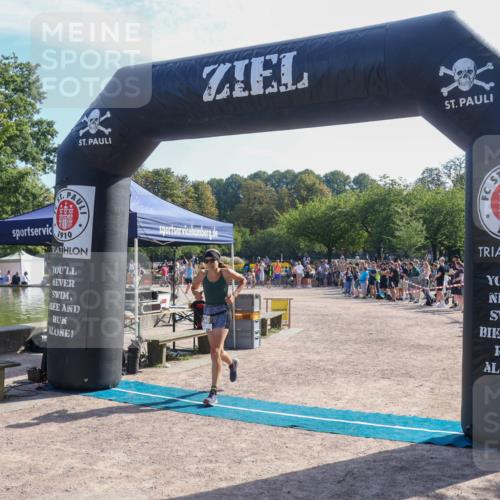 08.09.2024 - Stadtparktriathlon Luisa Fischer http://msf.ph/oto/7036056 08.09.2024 11:25:07 Ziel 290, 359 meine-sportfotos.de