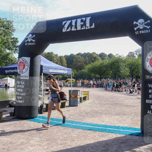 08.09.2024 - Stadtparktriathlon Luisa Fischer http://msf.ph/oto/7036058 08.09.2024 11:25:07 Ziel 290, 359 meine-sportfotos.de