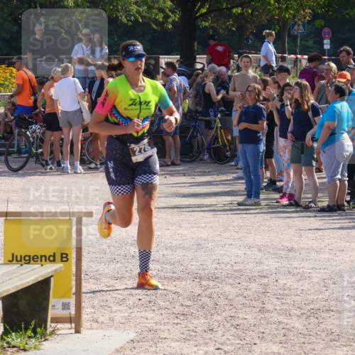 08.09.2024 - Stadtparktriathlon Luisa Fischer http://msf.ph/oto/7036100 08.09.2024 11:25:38 Ziel 278, 304 meine-sportfotos.de