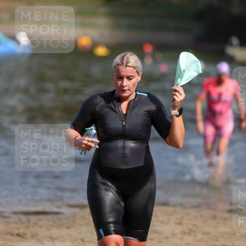08.09.2024 - Stadtparktriathlon Michael Strokosch http://msf.ph/oto/7036112 08.09.2024 12:16:08 Schwimmen 849, 901 meine-sportfotos.de