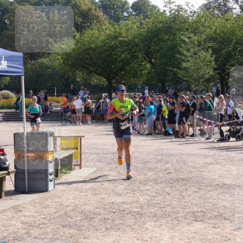 08.09.2024 - Stadtparktriathlon Luisa Fischer http://msf.ph/oto/7036113 08.09.2024 11:25:39 Ziel 278, 304 meine-sportfotos.de