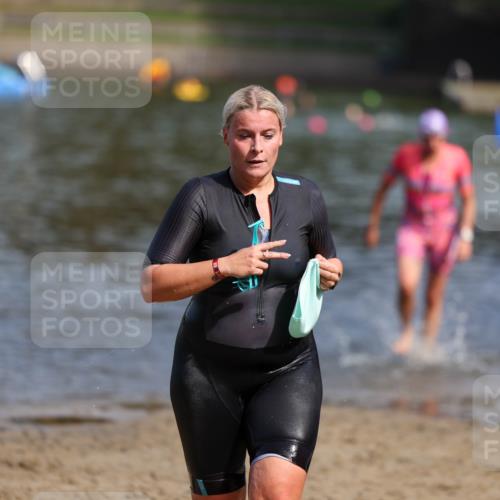 08.09.2024 - Stadtparktriathlon Michael Strokosch http://msf.ph/oto/7036114 08.09.2024 12:16:08 Schwimmen 849, 901 meine-sportfotos.de