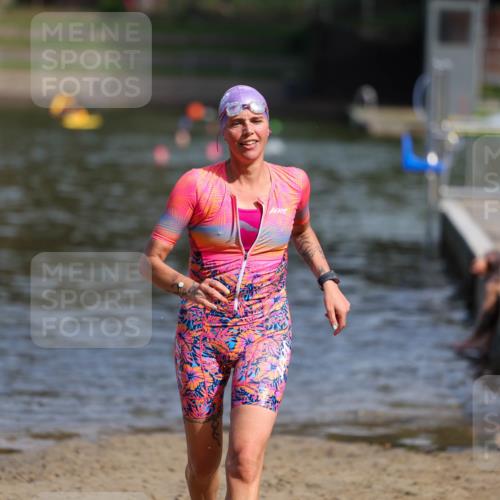 08.09.2024 - Stadtparktriathlon Michael Strokosch http://msf.ph/oto/7036117 08.09.2024 12:16:12 Schwimmen 901 meine-sportfotos.de
