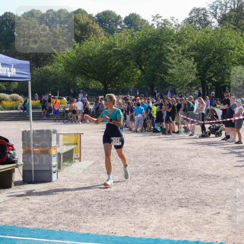 08.09.2024 - Stadtparktriathlon Luisa Fischer http://msf.ph/oto/7036131 08.09.2024 11:25:43 Ziel 278, 304 meine-sportfotos.de