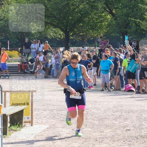 08.09.2024 - Stadtparktriathlon Luisa Fischer http://msf.ph/oto/7036142 08.09.2024 11:26:35 Ziel 340 meine-sportfotos.de