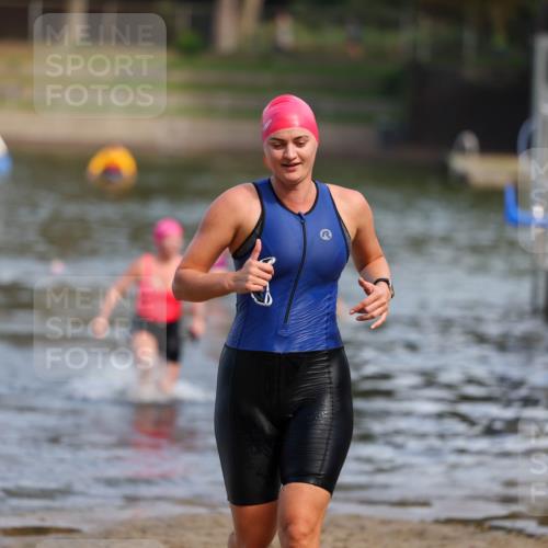 08.09.2024 - Stadtparktriathlon Michael Strokosch http://msf.ph/oto/7036146 08.09.2024 12:17:21 Schwimmen 878, 937, 938 meine-sportfotos.de