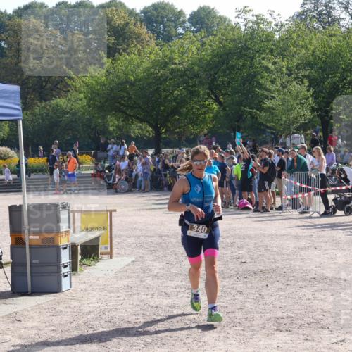 08.09.2024 - Stadtparktriathlon Luisa Fischer http://msf.ph/oto/7036149 08.09.2024 11:26:36 Ziel 340 meine-sportfotos.de