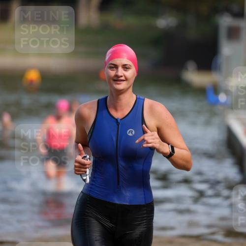 08.09.2024 - Stadtparktriathlon Michael Strokosch http://msf.ph/oto/7036150 08.09.2024 12:17:22 Schwimmen 878, 937, 938 meine-sportfotos.de