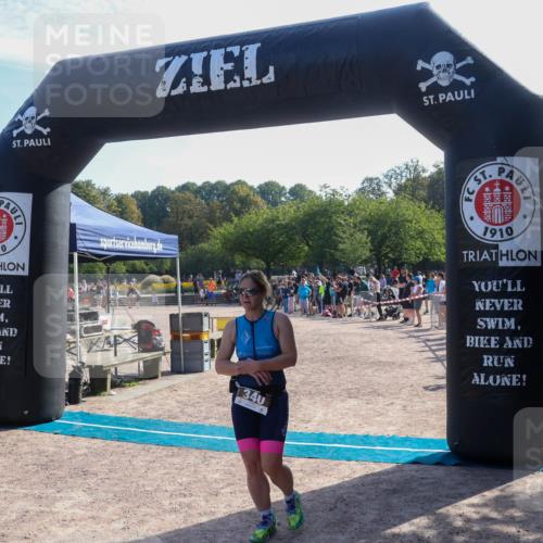 08.09.2024 - Stadtparktriathlon Luisa Fischer http://msf.ph/oto/7036161 08.09.2024 11:26:39 Ziel 340 meine-sportfotos.de