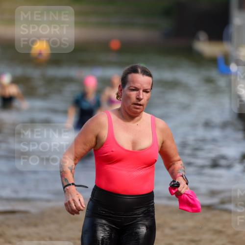 08.09.2024 - Stadtparktriathlon Michael Strokosch http://msf.ph/oto/7036174 08.09.2024 12:17:28 Schwimmen 874, 878, 938 meine-sportfotos.de