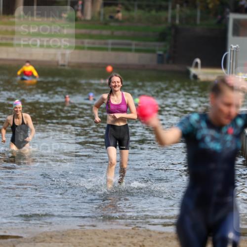 08.09.2024 - Stadtparktriathlon Michael Strokosch http://msf.ph/oto/7036193 08.09.2024 12:17:34 Schwimmen 855, 874, 878 meine-sportfotos.de