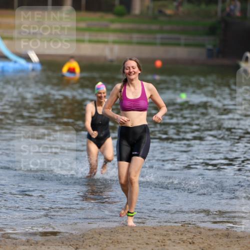 08.09.2024 - Stadtparktriathlon Michael Strokosch http://msf.ph/oto/7036219 08.09.2024 12:17:38 Schwimmen 855, 874 meine-sportfotos.de
